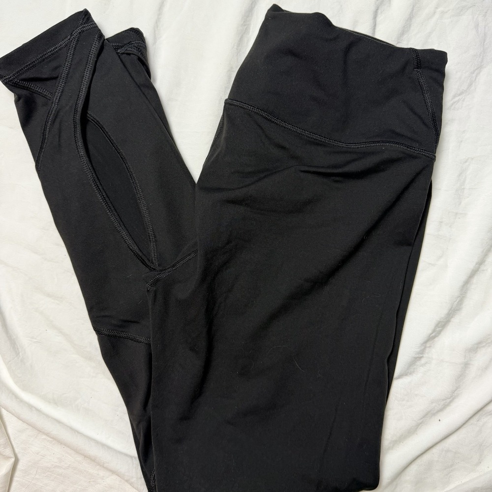 Victoria Sport Knockout Tight Leggings Keyhole Ankle Size Med Gym Running Yoga